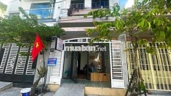 Mặt bằng kết hợp, có kho rộng rãi, bao điện nước
