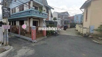 Tôi bán đất ở đô thị phường 2,Đà Lạt sổ hồng đã có sẵn nhà 2 tầng.
