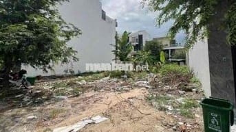 Lô đất ngộp 150m2 ngay MT đường Chiêu Liêu , Dĩ An