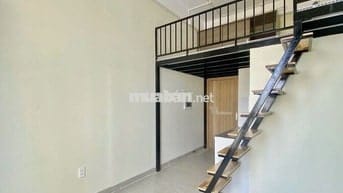 Duplex ban công 30m2 Âu Dương Lân quận 8