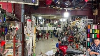 Mặt bằng kinh doanh 40m2 mặt tiền Nguyễn Chí Thanh quận 5