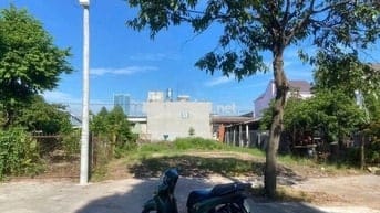 CẮT LỖ BÁN GẤP LÔ ĐẤT ĐẸP Ở GẦN NGÃ TƯ Đ.ÔNG CAO THẮNG - TDM. DT 300M2