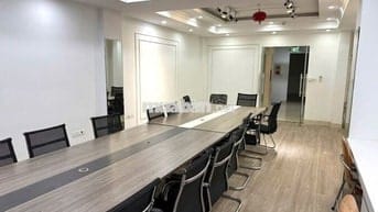 Văn phòng 90m² – 13.9tr/tháng – Nguyễn Khang (cuối đường Thành Thái)