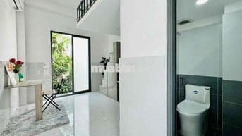 CHO THUÊ PHÒNG FULL NỘI THẤT GẦN ĐH VĂN HIẾN CỬA SỔ - BAN CÔNG