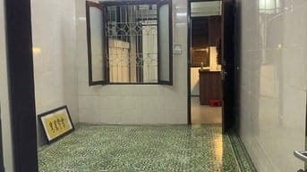 Cho thuê căn hộ 50m2 phố Trần Hưng Đạo, phường Cửa Nam