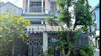 BÁN BIỆT THỰ VỊ TRÍ SIÊU ĐẸP, LÔ GÓC 2 MẶT TIỀN, 4 TẦNG 150M2, QUẬN 12