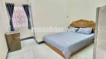 STUDIO CỬA SỔ TRỜI FULL NỘI THẤT NGAY VÒNG XOAY LĂNG CHA CẢ - SÂN BAY