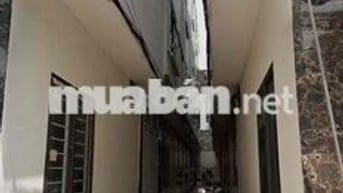 cho thuê nhanh nhà chính chủ không qua môi giới 4 tầng trừ phòng thờ