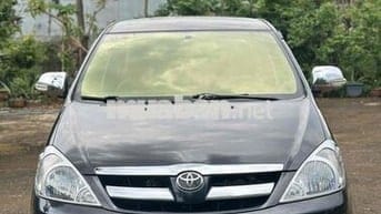 Toyota Innova 2006 - 110000 km
