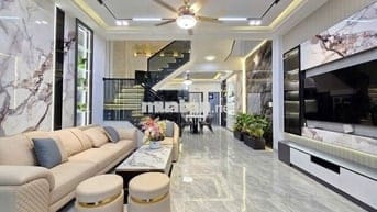 Mua là lời nhà 2.39 tỷ Đ. Hai Bà Trưng, Đông Hoà, đang cho 15tr/tháng