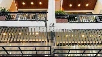 NHÀ PHỐ CÓ THANG MÁY NGUYỄN OANH 5PN