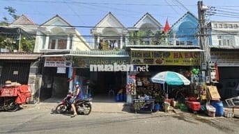 Nhà phố mặt tiền kinh doanh Nguyễn Đình Chiểu gần BigC Go P. Đông Hòa