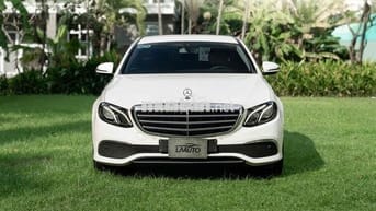 Mercedes E200 2019 đklđ 2020- Trả trước 350Tr