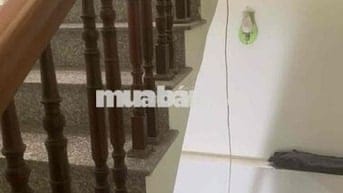 Chính chủ cho thuê nhà 3 tầng 50m2 - ngoc oto, gần mặt đường Trần Hoà