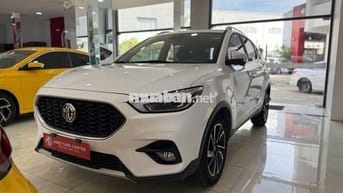 MG ZS 2025 LUX 3000km - tiết kiệm 50tr so xe mới