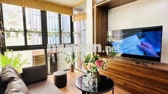 Phố cổ Trần hưng Đạo 4,75 tỷ nhà đẹp ở ngay 90 m2 tập thể quận Hoàn Ki