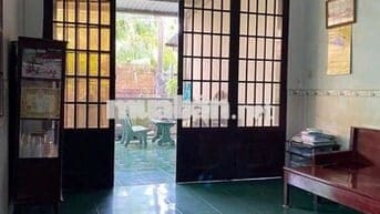 Bán nhà 1tret 1lững hoàn công đầy đủ xã Hưng long Bình chánh