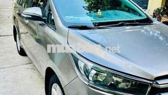 Toyota Innova 2017 2.0E - 140000 km