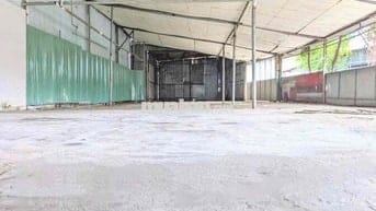 Kho xưởng 285m2 ;9,5*30 đường xe tải 7 tấn