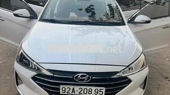 Hyundai Elantra 2019 1.6MT - 75000 km