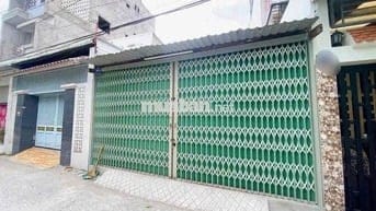 Cho thuê kho trống suốt 100m2 gần Phố Ẩm Thực Hồ Bún Xáng