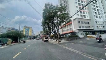 Nhà MTKD khu Tên Lửa sát chợ,đối diện chung cư giá chỉ 10.3 tỷ
