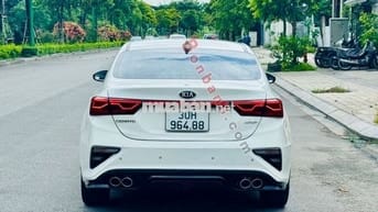 KIA CERATO 1.6 LUXURY