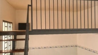 Cho thuê nhà hẻm 830 sư vạn hạnh