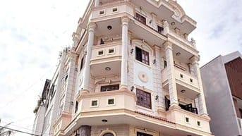 Bán nhà Thủ Đức, góc 2 mặt tiền đường 12, 4 tầng, 69,5m², giá 19 tỷ