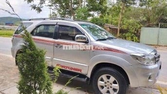 Toyota Fortuner 2010 2.5G - 15 km