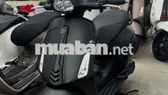 Vespa Sprint Full đen nhám BSTP ngay chủ
