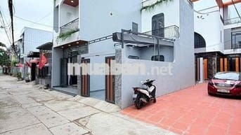 Bán nhà 3 tầng đường oto 6m Tôn Đản ngang gần 8m