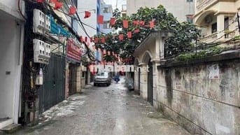 🏡 BÁN NHÀ MỚI XÂY – PHỐ ĐỊNH CÔNG THƯỢNG   📐 Diện tích:  • Tầng 1: 49m