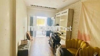 ( VIP) Cách mạng tháng tám, Q3,Q1,Tân bình  40m2 giá có 5tỷ nhỉ