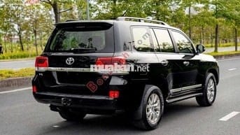 Toyota LC200 sản xuất 2017