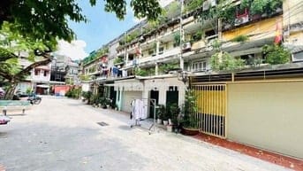 Bán nhà tập thể phố Tạ Quang Bửu nhà đẹp nguyên bản 80m T2 giá nhỉnh 4