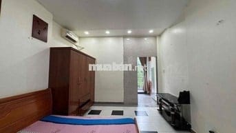 1 PN TÁCH BẾP FULL NỘI THATA BAN CÔNG THOÁNG MÁT NGAY TRUNG TÂM TSN