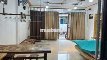 Cách biển phước hải chỉ 800m thôi cô chú anh chị 
Ngang 5.8m sâu 16m