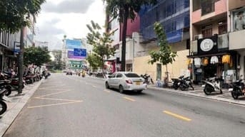 Bán nhà MT đường Nguyễn Trãi, P. Bến Thành, Quận 1