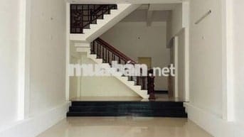 NHÀ CHO THUÊ NGUYÊN CĂN NGAY TRUNG TÂM TP. QUẢNG NGÃI