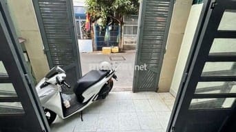 Cho thuê nhà hẻm xe tải Tân Kỳ Tân Quý Quận Tân Phú
