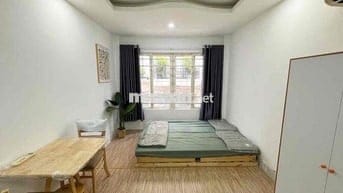 Cho thuê phòng Q1 gần Cầu Ông Lãnh , ĐH Luật TPHCM 30m2 có Bancol