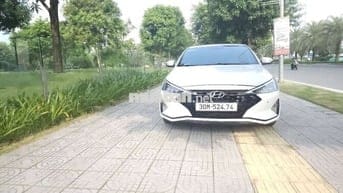 Hyundai Elantra 2021 1.6 AT Sport - 70000 km