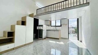 CĂN HỘ DUPLEX BALCONY, MÁY GIẶC RIÊNG, THANG MÁY NGAY NGÃ TƯ HÀNG XANH