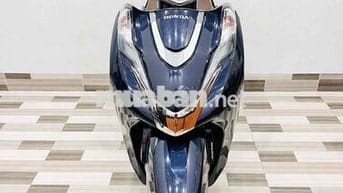 LEAD 4VAL 10/2022 đi lướt