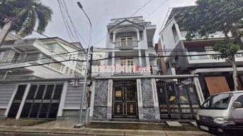 Cho Biệt Thự mới 8.5x25 Trệt 2 Lầu Sân Thượng P10 Quận 6