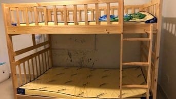 Giường 2 tầng gỗ cao su 1,2 x 2m x 1,6m tặng Nệm
