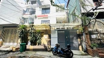 NGAY HUTECH- UNG VĂN KHIÊM- 124m2 (8x17m ) 3 TẦNG- TIỆN XÂY MỚI THEO Ý