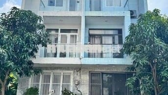 Bán nhà 2 lầu sân thượng Lô nhi kế căn Góc, đường 8m sát  Khuôn Viên