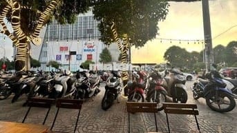 Góc 2MT Tên Lửa Đối Diện AEON BÌNH TÂN